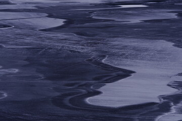 人教版小学语文四年级下册第五课《中彩那天》作者是谁